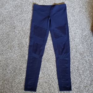 ALO yoga pants, size S